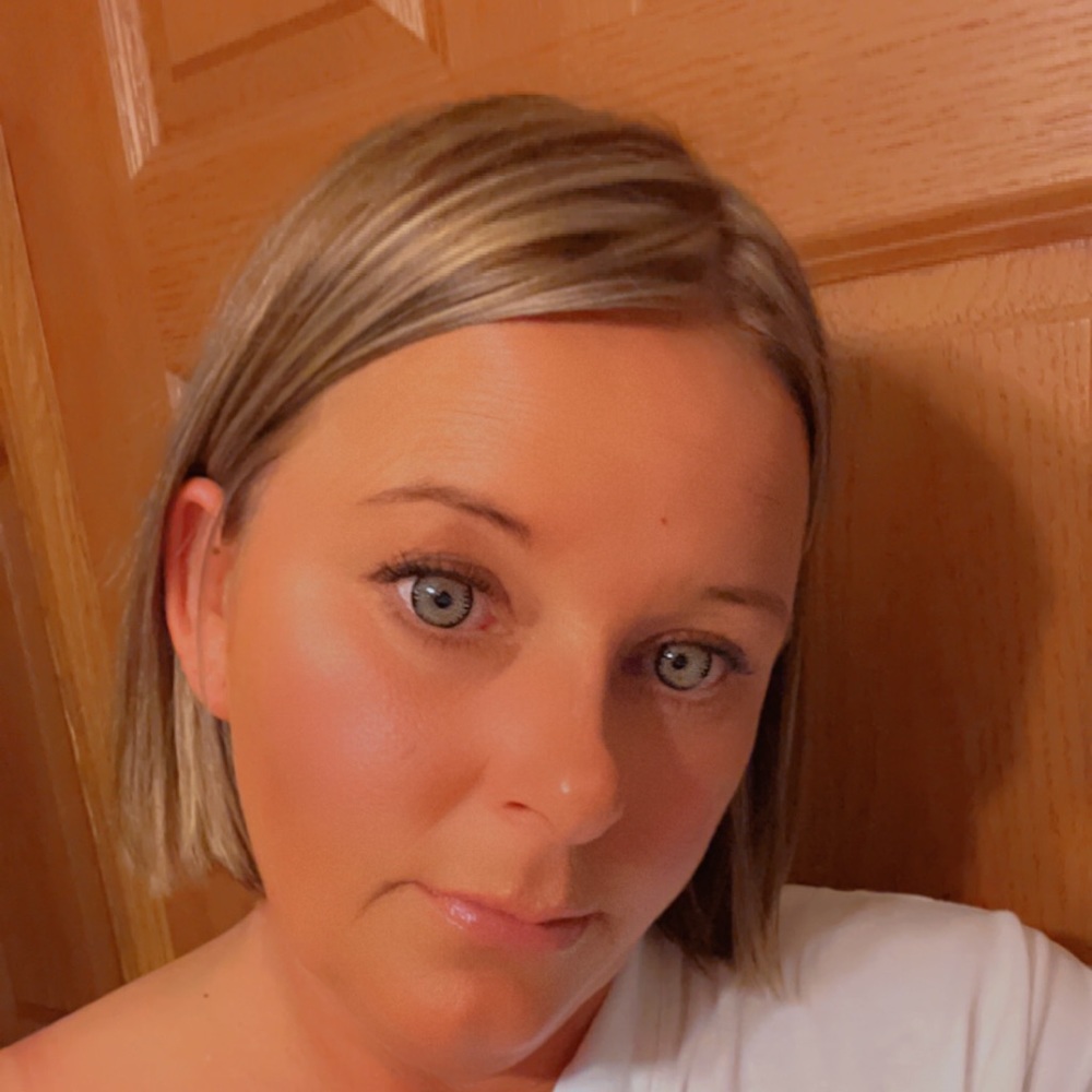 Meet your Posher, Nina